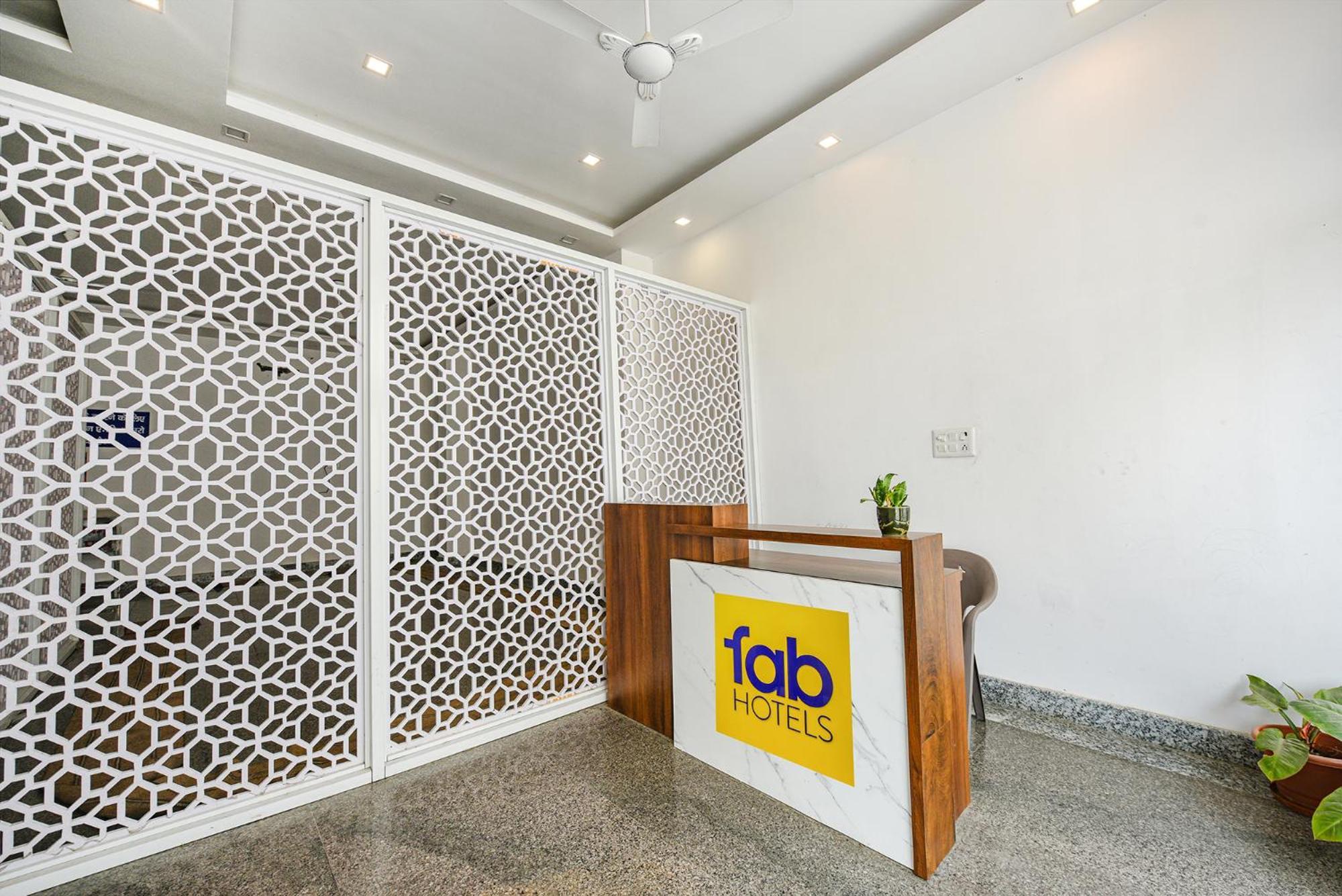 Fabhotel Jaswinder Bhawan Харидвар Экстерьер фото